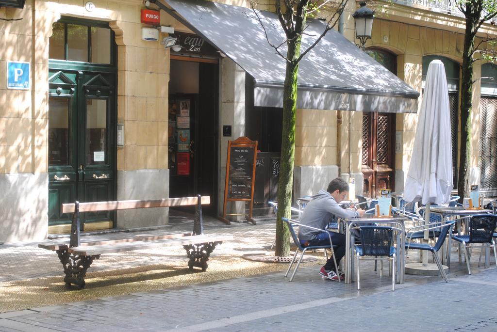 Pension Aristizabal ซานเซบาสเตียน ภายนอก รูปภาพ
